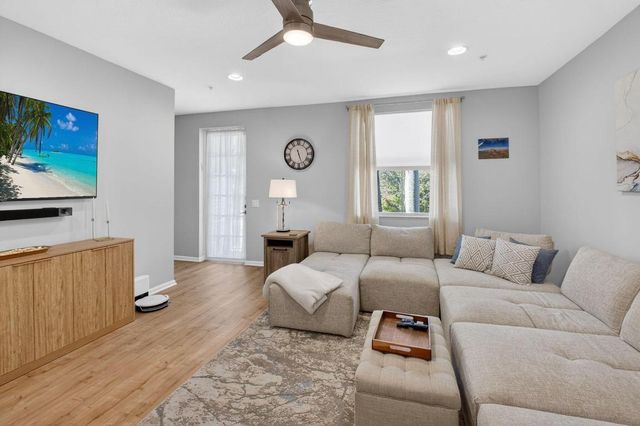 1435 Via De Pepi, Boynton Beach, FL 33426