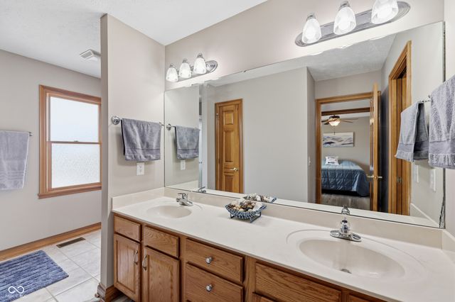 131 Patriots Landing, Fillmore, IN 46128