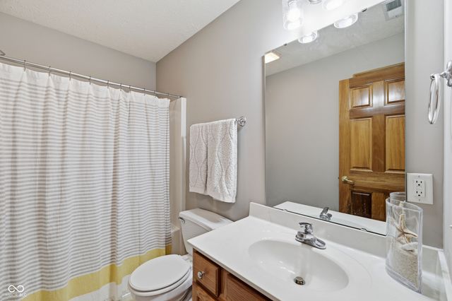 131 Patriots Landing, Fillmore, IN 46128