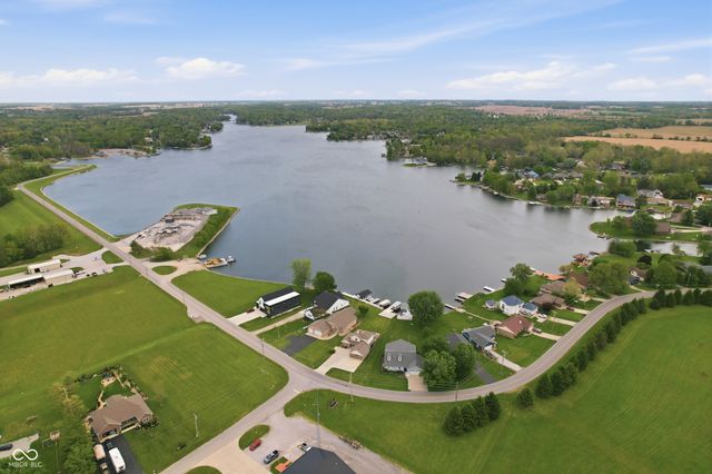 131 Patriots Landing, Fillmore, IN 46128
