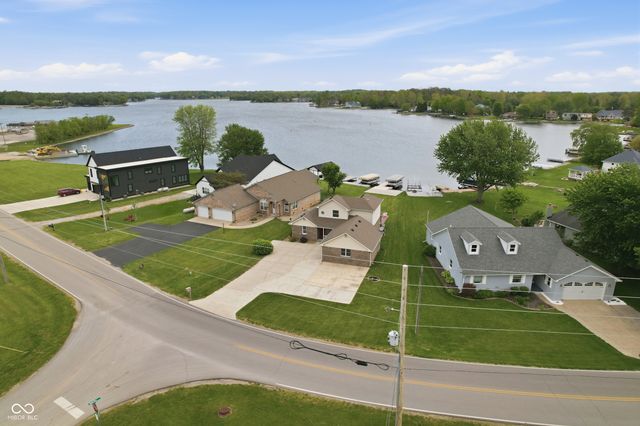 131 Patriots Landing, Fillmore, IN 46128