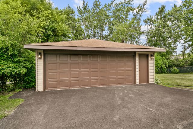 22810 East Drive, Richton Park, IL 60471