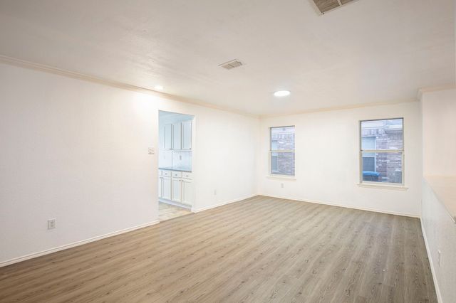 4800 Sleepy Ridge Circle, Fort Worth, TX 76133