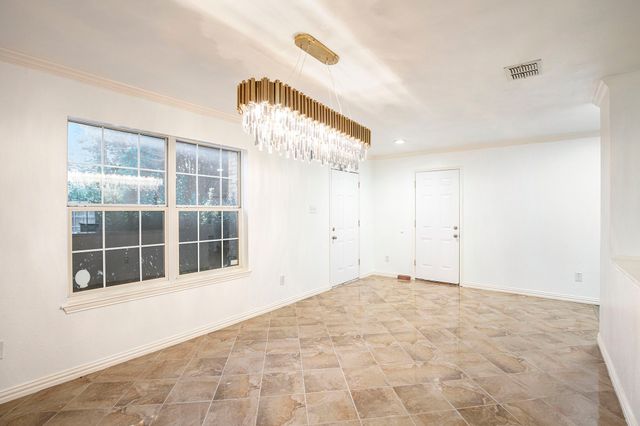 4800 Sleepy Ridge Circle, Fort Worth, TX 76133