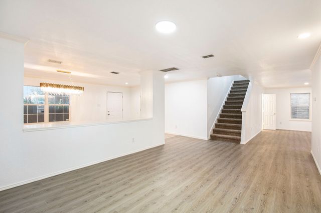 4800 Sleepy Ridge Circle, Fort Worth, TX 76133