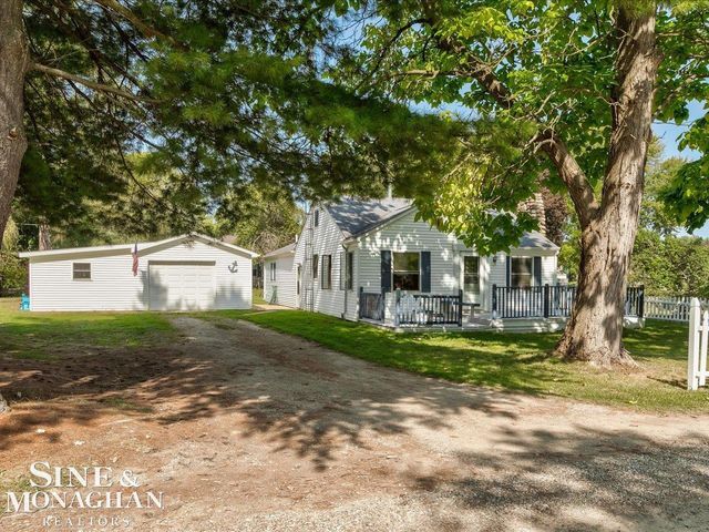 7205 Dogwood Avenue, Lexington, MI 48450