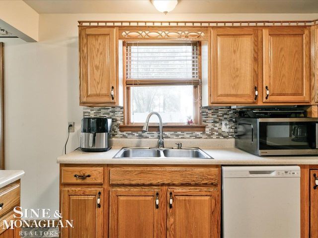 7205 Dogwood Avenue, Lexington, MI 48450