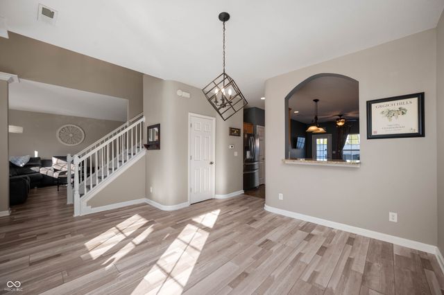 1204 Middlebury Drive, Westfield, IN 46074