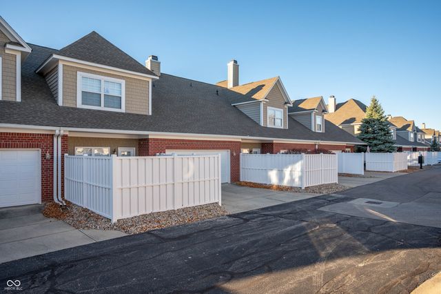 1204 Middlebury Drive, Westfield, IN 46074