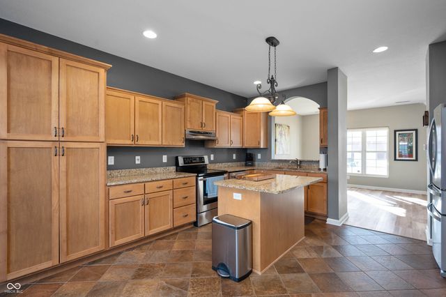 1204 Middlebury Drive, Westfield, IN 46074