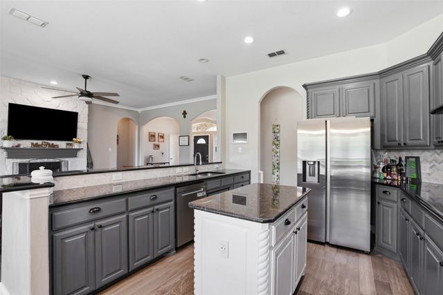2900 Aston Meadows Drive, Haslet, TX 76052