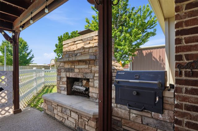 2900 Aston Meadows Drive, Haslet, TX 76052