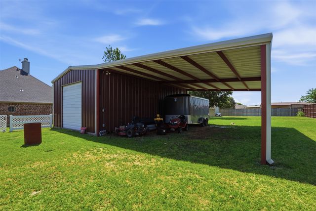 2900 Aston Meadows Drive, Haslet, TX 76052