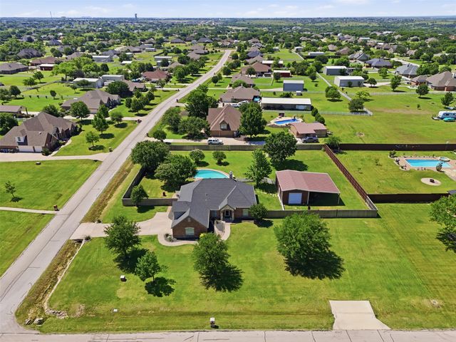 2900 Aston Meadows Drive, Haslet, TX 76052