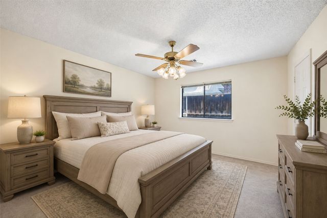 1913 Pecan Ridge Drive, Rowlett, TX 75088