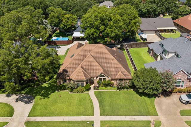 1913 Pecan Ridge Drive, Rowlett, TX 75088