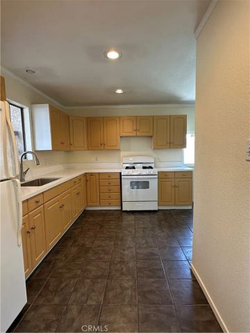 18029 Horst, Artesia, CA 90701