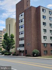 616 E EAST COLLEGE AVENUE #107, State College, PA 16801