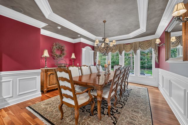 770 Reserve Court, South Elgin, IL 60177