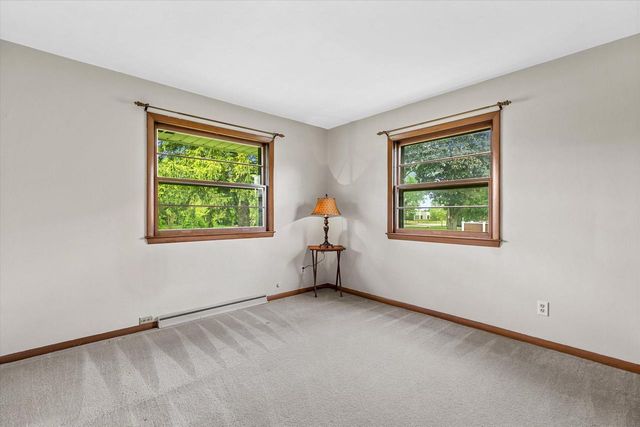 21190 Watertown ROAD, Waukesha, WI 53186