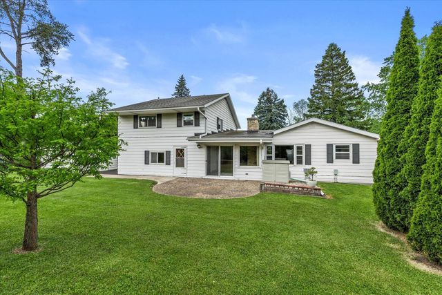 21190 Watertown ROAD, Waukesha, WI 53186