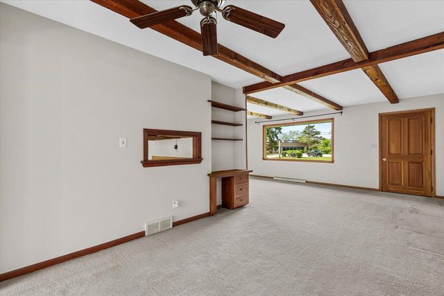 21190 Watertown ROAD, Waukesha, WI 53186