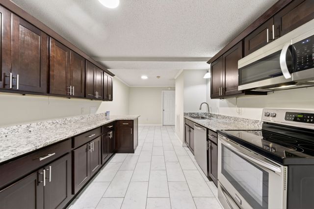 235 Savely Dr, Hendersonville, TN 37075
