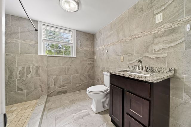235 Savely Dr, Hendersonville, TN 37075