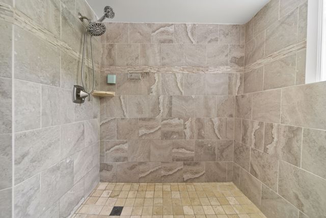 235 Savely Dr, Hendersonville, TN 37075