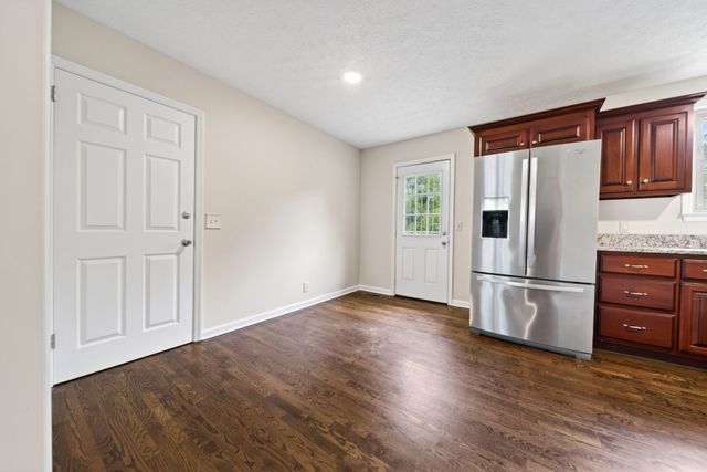 235 Savely Dr, Hendersonville, TN 37075