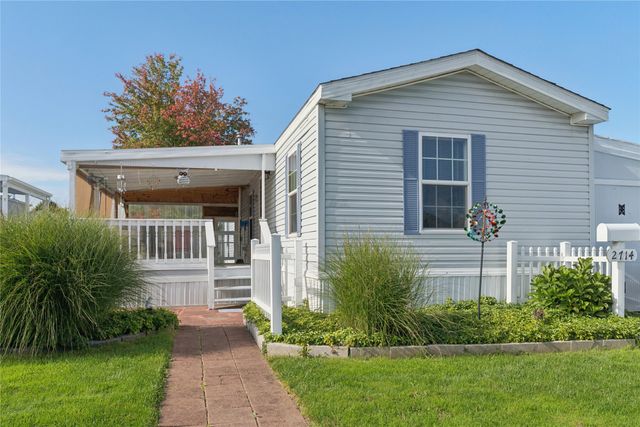 2714 GREENCREST Drive, Erie, PA 16506