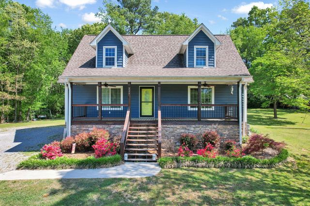 225 E Massachusetts Avenue, Whitwell, TN 37397
