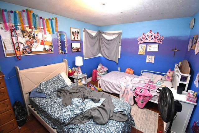 10117 S Electric St, Four Lakes, WA 99004