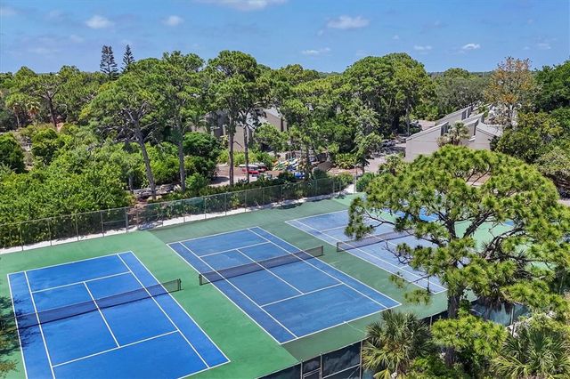 207 WOODLAND DRIVE 207, Osprey, FL 34229