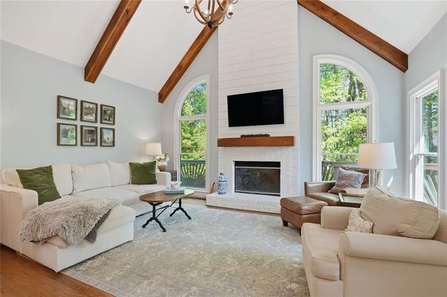 880 Randall Court NW, Marietta, GA 30064