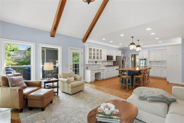 880 Randall Court NW, Marietta, GA 30064