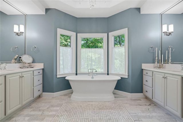 880 Randall Court NW, Marietta, GA 30064