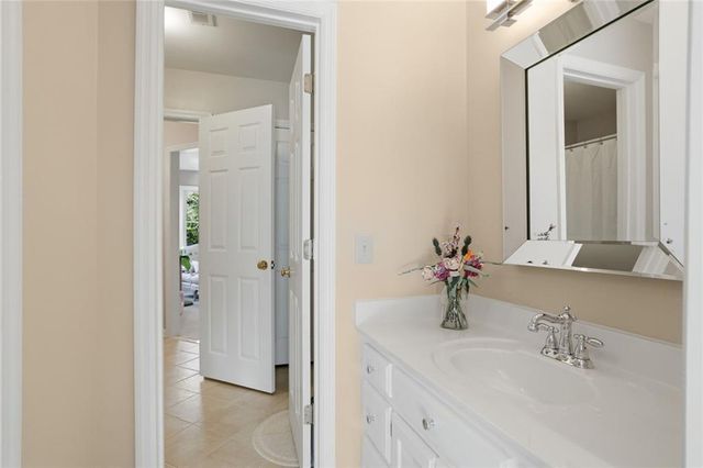 880 Randall Court NW, Marietta, GA 30064