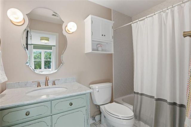 880 Randall Court NW, Marietta, GA 30064