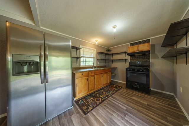 270 Dry Bone Rd, Ash Flat, AR 72513