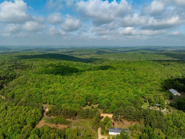 270 Dry Bone Rd, Ash Flat, AR 72513