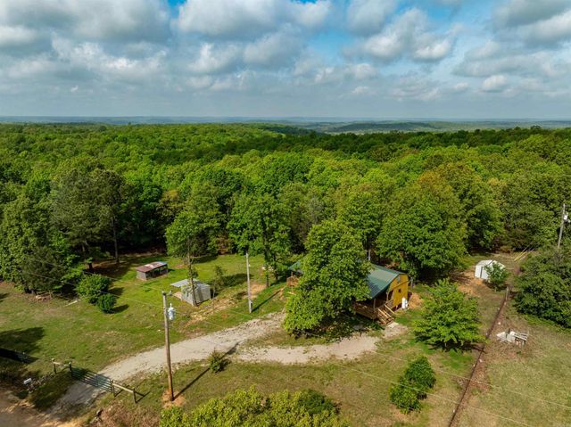 270 Dry Bone Rd, Ash Flat, AR 72513