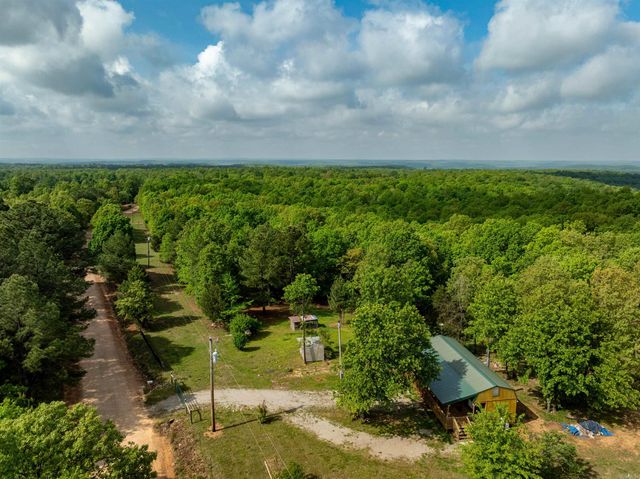270 Dry Bone Rd, Ash Flat, AR 72513