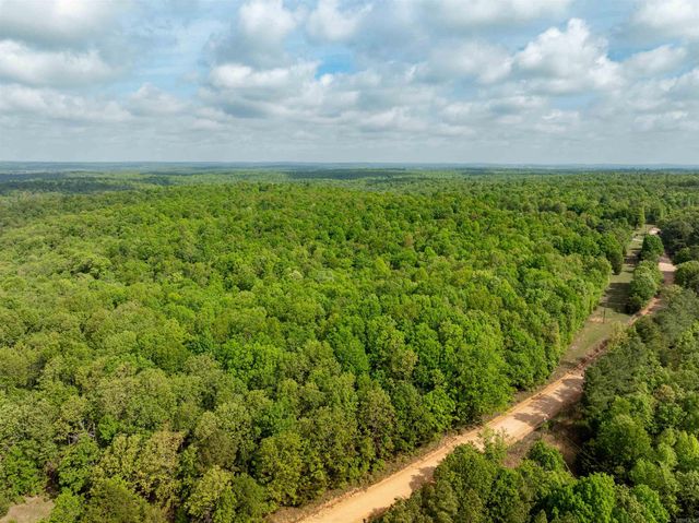 270 Dry Bone Rd, Ash Flat, AR 72513