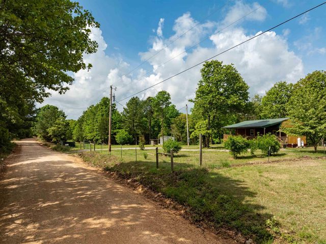 270 Dry Bone Rd, Ash Flat, AR 72513