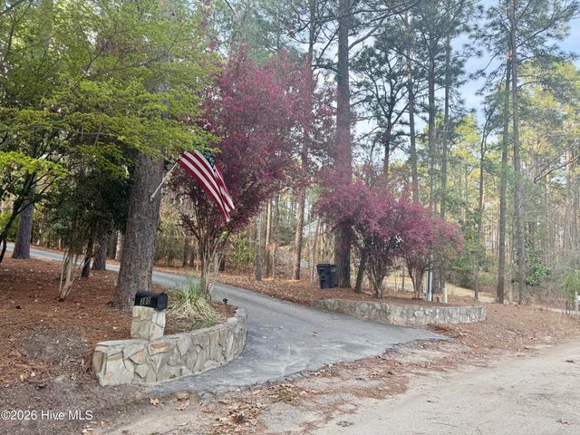 380 N Bethesda Road, Southern Pines, NC 28387
