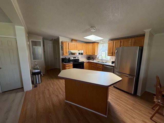10 James Circle, St. Albans Town, VT 05478