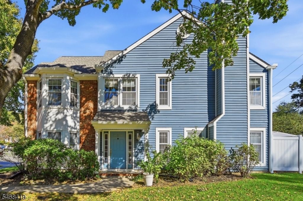 92 Laurelwood Ct, Rockaway Twp., NJ 07866 — photo 3