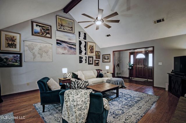 320 Woodhollow Cove, Brandon, MS 39047