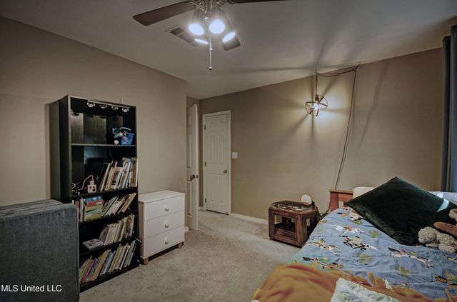 320 Woodhollow Cove, Brandon, MS 39047